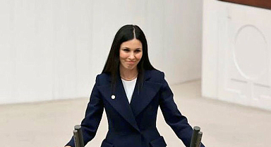 Çiğdem Karaaslan: 23 Nisan tarihimizin en önemli dönüm noktalarından