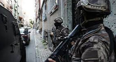 DEAŞ'a Operasyon! 38 terörist ele geçirildi