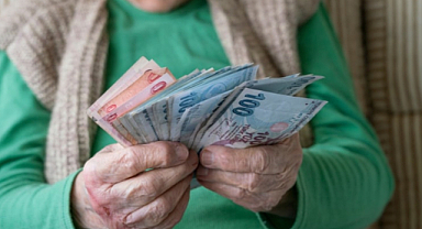 Emeklinin alım gücü 1309 lira eridi