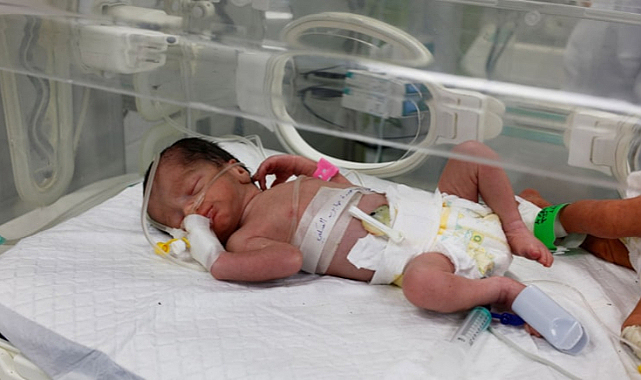 Gazze’de dünyaya gözünü yetim olarak açtı