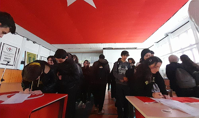 Genelkurmay Başkanı Metin Gürak'tan Samsun'daki öğrencilere cevap