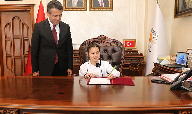 Halit Doğan'ın koltuğuna çocuklar oturdu