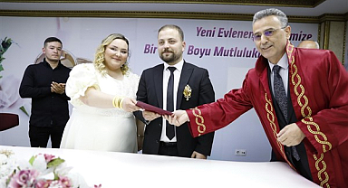 İlkadım Belediye Başkanı İhsan Kurnaz ilk nikahını kıydı