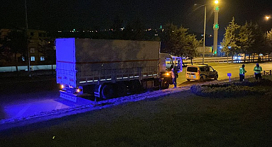 İlkadım’da feci kaza! Kamyon yayaya çarptı