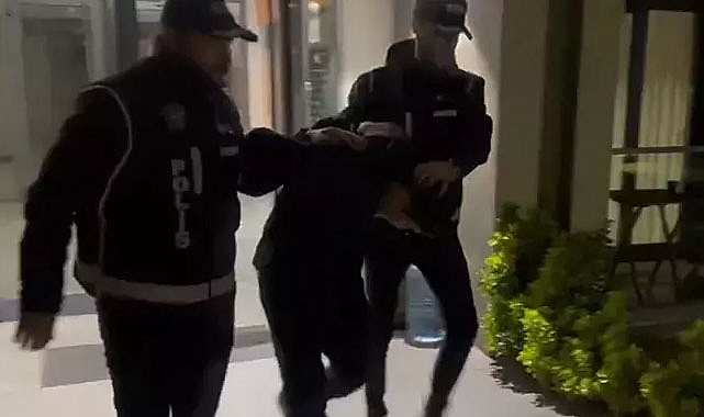 Interpol kırmızı bültenle arıyordu, İstanbul'da yakalandı