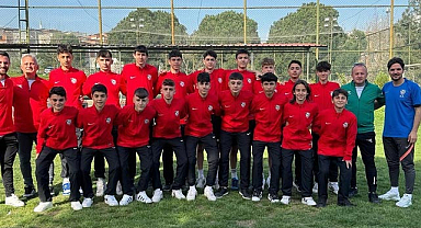 Kadıköyspor şampiyonluğa gitti