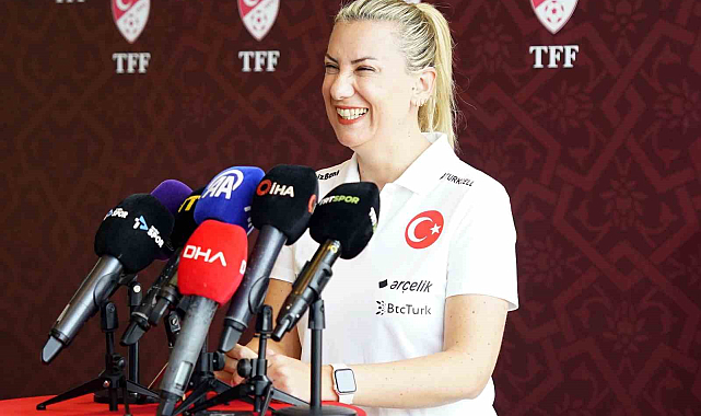 'Kadın futbolunun gelişmesi için özveriyle çalışan oyuncularımız var'