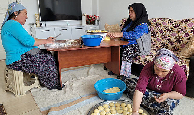 Kadınlar Çarşamba kıvratması için bayram mesaisinde