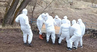 Kene ısırması sonucu hayatını kaybetti, özel giysilerle defnedildi!