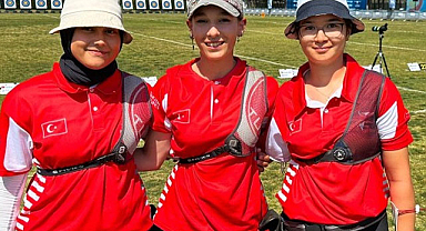 Klasik Yay Kadın Milli Takımı Türkiye rekoru kırdı