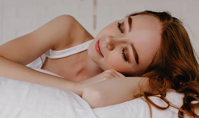 Makyaj ile uyumanın zararları