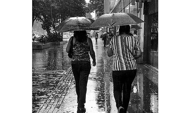 Meteoroloji'den şiddetli sağanak yağış uyarısı