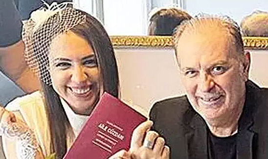 Nihan Ünsal nişanlandı