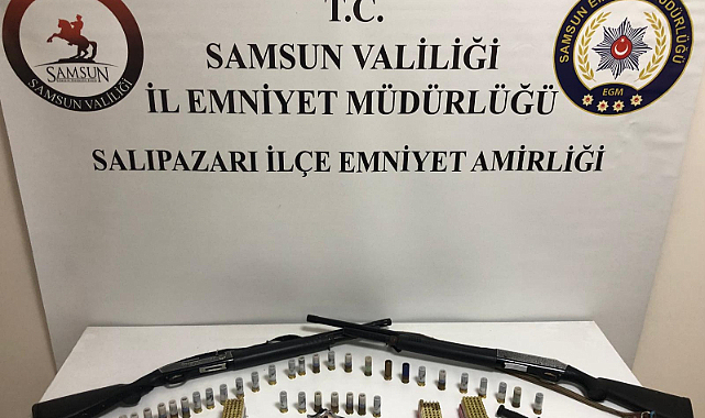 Salıpazarı’nda ruhsatsız silahlar ele geçirildi