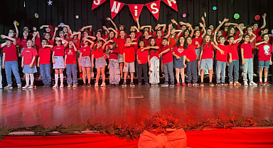 Samsun Bahçeşehir Kolejinde 23 Nisan coşkusu