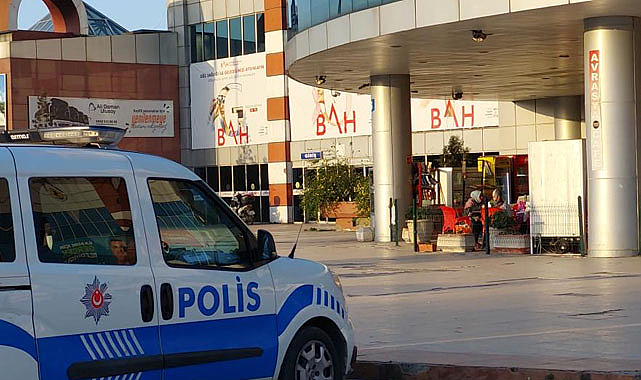  Samsun'da köpek kavgasında 17 yaşındaki çocuk bıçaklandı