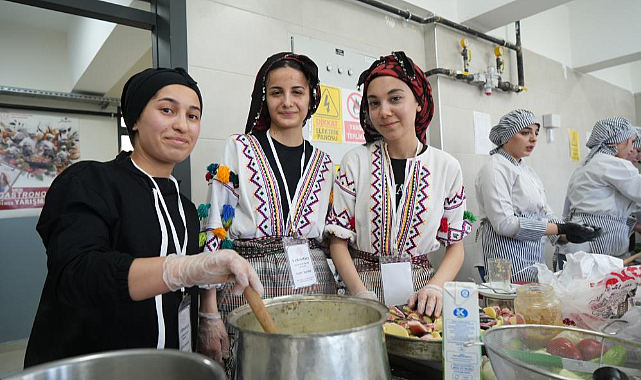 Samsun'da liseli şefler Türkiye Finallerine gitmek için ter döktü