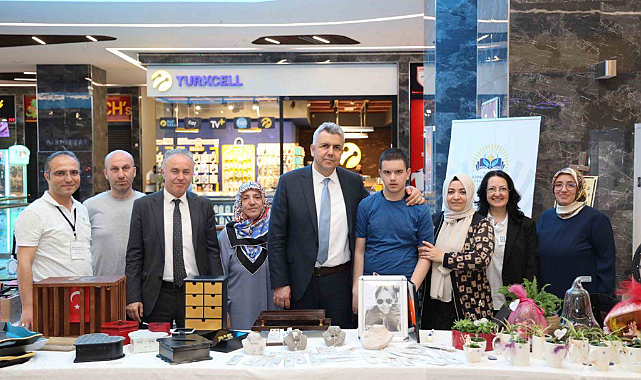 Samsun’da otizm farkındalığı sergisi