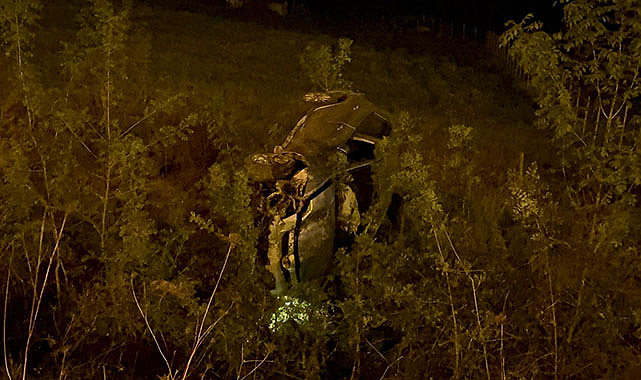 Samsun'da otomobil şarampole yuvarlandı