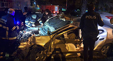 Samsun’da otomobil tarlaya devrildi, biri ağır iki kişi yaralandı