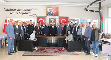 Samsun Emniyet Müdürü Ahmet Arıbaş, Muhtarlar Derneği'ni ziyaret etti