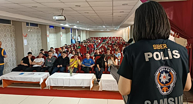 Samsun polisinden 'siber zorbalık' semineri