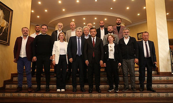 ‘Samsun’u ihracat konusunda ileriye taşımalıyız’