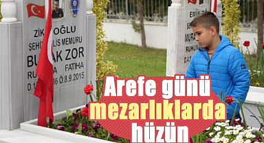 Samsunlular arefe günü mezarlıklara akın etti