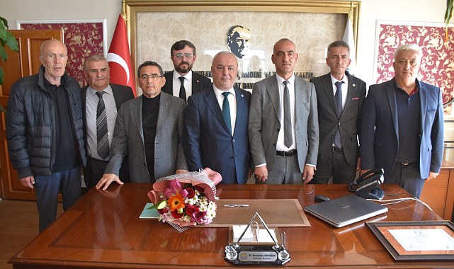 Şerafettin Aydoğdu başkanlık koltuğuna oturdu