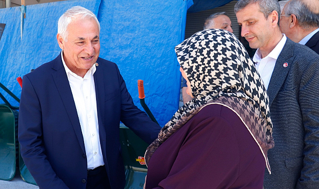 Kavak Belediye Başkanı seçilen Şerif Ün, zaferini vatandaşlarla kutladı