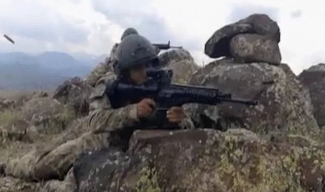 Taciz ateşi açan 4 terörist öldürüldü