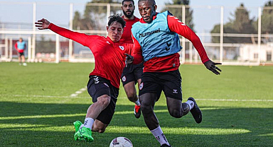 Taraftar Fofana’yı bekliyor