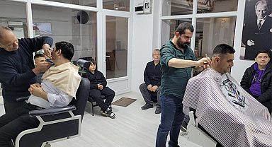 Terme'de berberler ve kuaförler ramazan bayramı yoğunluğuna hazırlanıyor