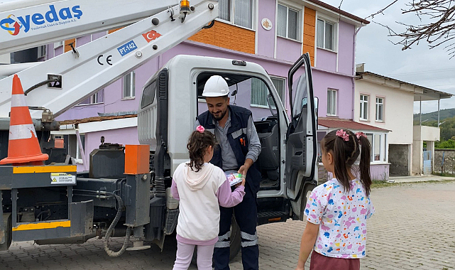 YEDAŞ çocuklara bayram sürprizi yaptı