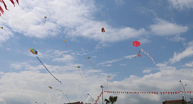 Atakum sahilinde uçurtma şenliği 