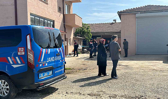 Babası tarafından göğsünden bıçaklanan genç öldü