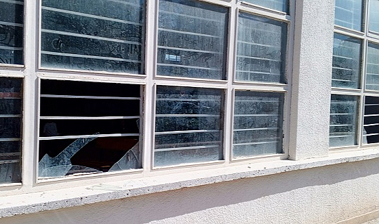 Bafra'da spor salonunun camları kırılmıştı: 3 gözaltı