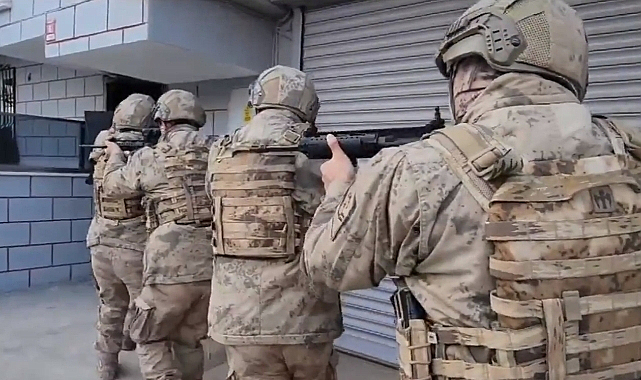 Bakan Yerlikaya duyurdu!  2 suç örgütü çökertildi