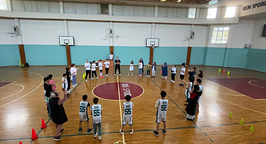 DSİ Spor Kulübü anneler gününü kutladı