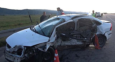 Feci kaza: 3 ölü, 5 yaralı