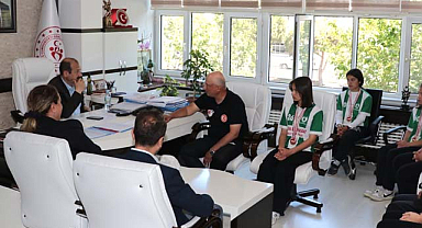 Feyzullah Dereci, şampiyonları ağırladı