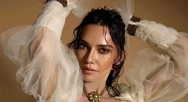 Hande Ataizi, son verdiği pozlarla konuşuldu