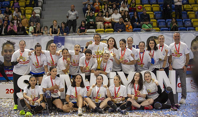 Hentbol Kadınlar Süper Ligi'nde şampiyon Yalıkavak