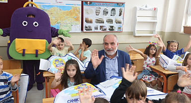 İbrahim Sandıkçı: Öğrencilerimize destek sağlıyoruz