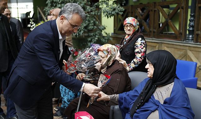 İhsan Kurnaz: 'Anneler başımızın tacı'