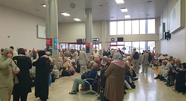 İlk hac kafilesi Samsun'dan uğurlandı