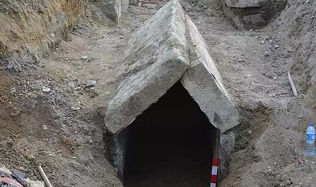 Kazı sırasında Bizans dönemine ait tarihi mezar bulundu