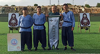 Ladik Akpınar Fen Lisesi okçuluk takımı Türkiye şampiyonu oldu