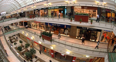 Mağaza geziyorlar alışveriş yapmıyorlar