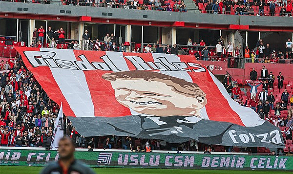 Markus Gisdol'a sevgi seli